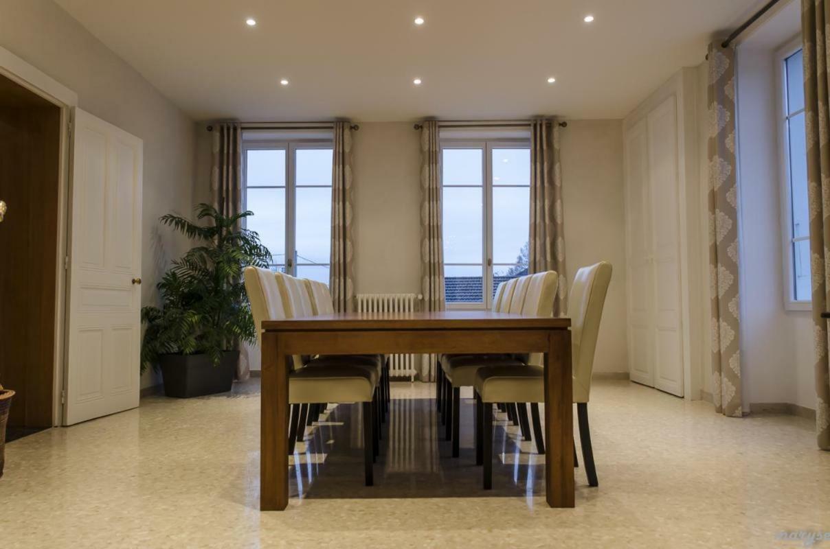 Villa La Maternite Villieu Kültér fotó